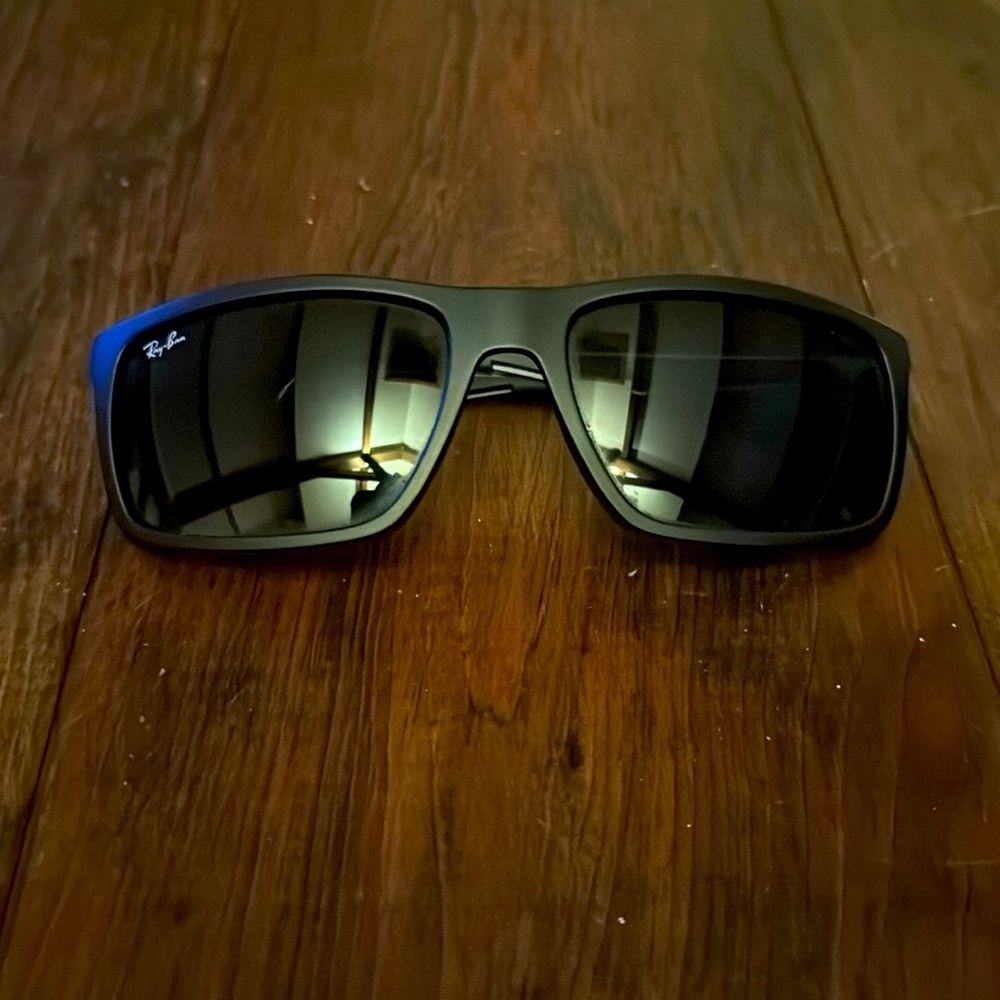 Ray-Ban Sunglasses